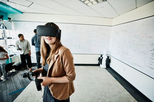 Metaverse VR AR.jpg